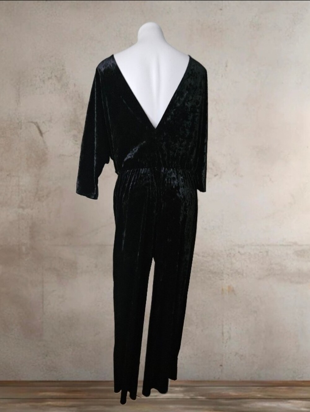 Monki Black Velvet V-Neck Jumpsuit Large